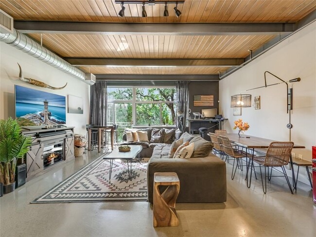 property at 2205 N Lamar Blvd