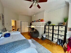 42 Fenway, Unit 2 in Boston, MA - Building Photo - Building Photo