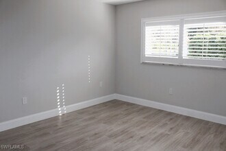 16380 Dublin Cir in Ft. Myers, FL - Building Photo - Building Photo
