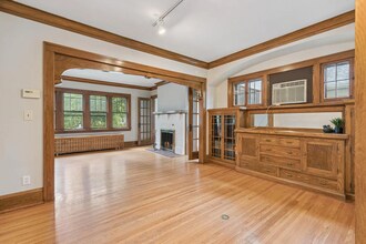 1892 Lincoln Ave, Unit 1 in St. Paul, MN - Building Photo - Building Photo