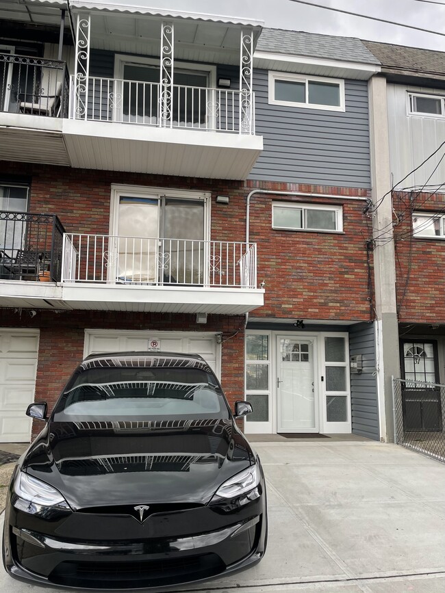 29 Skyline Dr in Jersey City, NJ - Building Photo - Building Photo