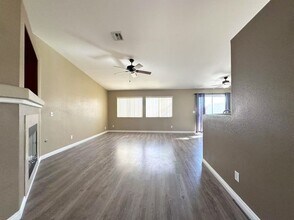6651 Montezuma Castle Ln in North Las Vegas, NV - Building Photo - Building Photo