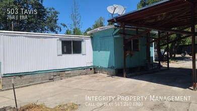 503 Tavis Dr in Merlin, OR - Foto de edificio - Building Photo