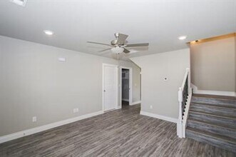 604 E Osage Trce in Rogers, AR - Building Photo - Building Photo