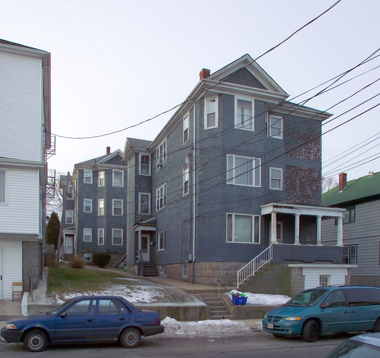 87-89 Rockland St in Fall River, MA - Foto de edificio