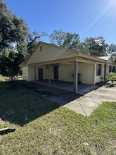 103 Florida Ave in Palatka, FL - Foto de edificio - Building Photo