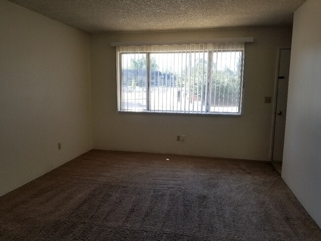 1112 SW 5th St in Grants Pass, OR - Building Photo - Building Photo