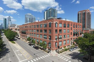 1727 S Indiana Ave in Chicago, IL - Building Photo