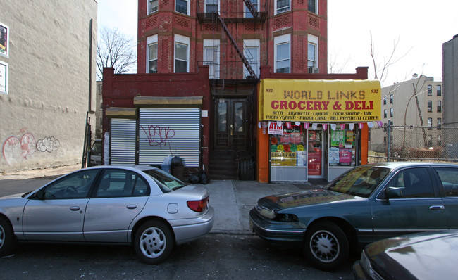 932 Madison St in Brooklyn, NY - Building Photo - Building Photo