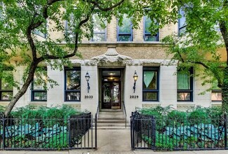 2033 N Racine Ave in Chicago, IL - Building Photo - Building Photo