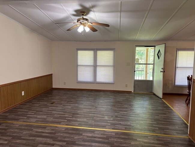 6449 Pisgah Covered Bridge Rd in Asheboro, NC - Building Photo - Building Photo