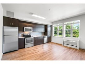 Hawthorne Twenty-Six in Portland, OR - Building Photo