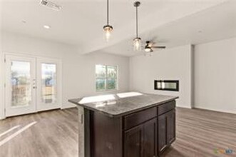3402 Abraham Dr in Killeen, TX - Foto de edificio - Building Photo