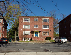 8806 Glenville Rd in Silver Spring, MD - Building Photo - Building Photo