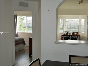 1270 SE 26th St-Unit -204 in Homestead, FL - Building Photo - Building Photo