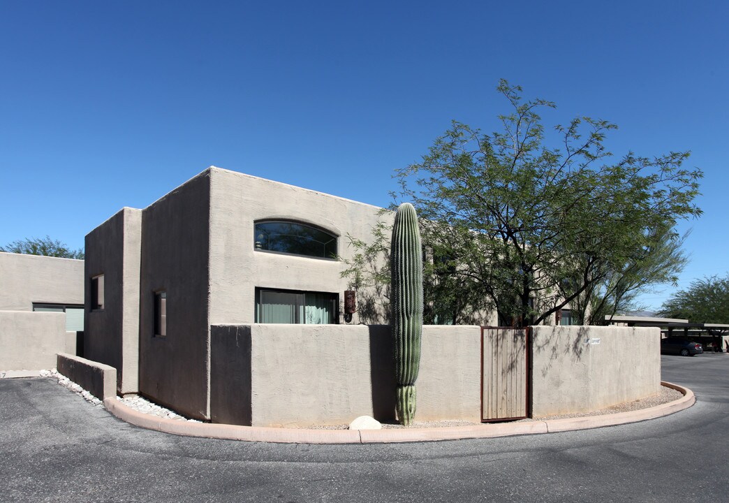Cortland las Casas in Tucson, AZ - Building Photo