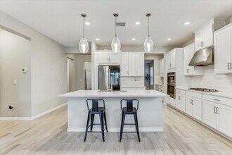 33886 Landsman Lp in Wesley Chapel, FL - Building Photo - Building Photo