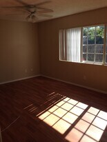 1147 Jamacha Ln in Spring Valley, CA - Building Photo