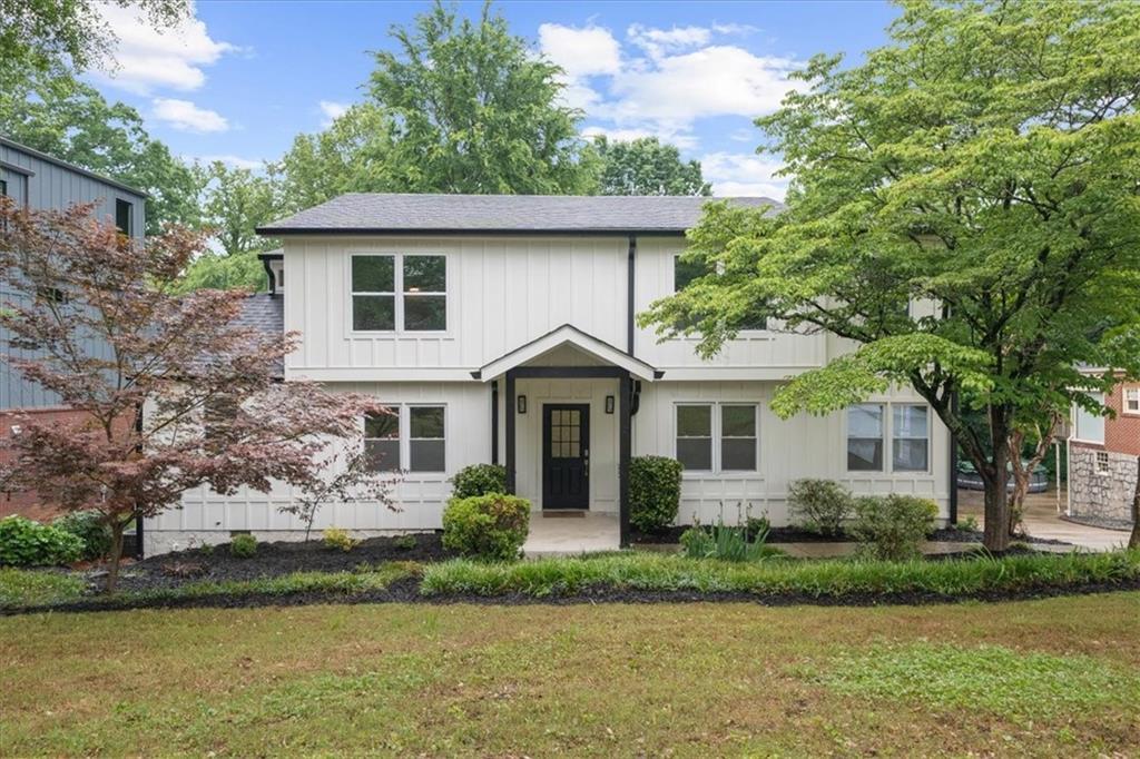 146 Mt Paran Rd NE in Atlanta, GA - Building Photo