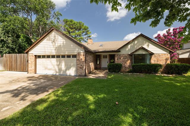 950 Hummingbird Trail in Grapevine, TX - Building Photo - Building Photo