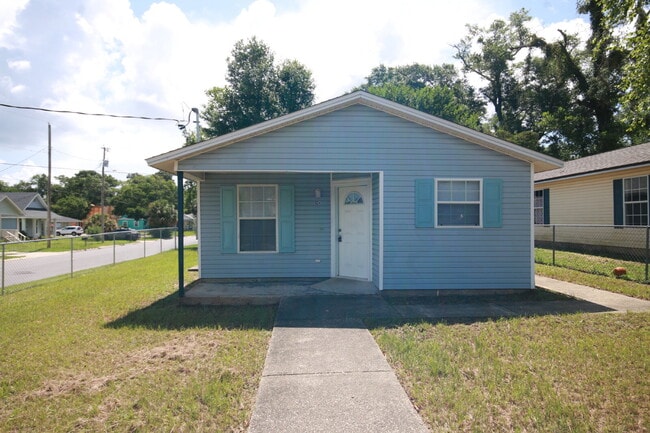 property at 624 N G St