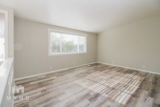 4173 Whipoorwhil St in West Valley City, UT - Building Photo - Building Photo