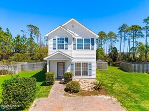 308 Madison Circle in Panama City Beach, FL - Building Photo - Building Photo