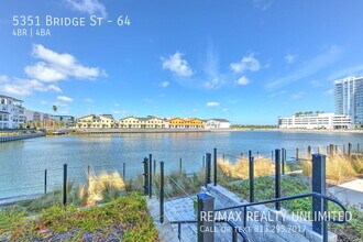 5351 Bridge St in Tampa, FL - Building Photo - Building Photo
