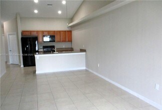 510 SE 24th Ave-Unit -510 in Cape Coral, FL - Building Photo - Building Photo