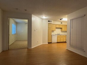 2300 Balsam Dr in Arlington, TX - Building Photo - Building Photo