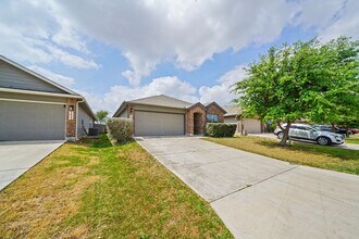 2630 McCrae in New Braunfels, TX - Building Photo - Building Photo