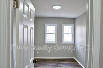 518 Shasta Dr in Toledo, OH - Building Photo - Building Photo