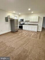 1906 49th St in Pennsauken, NJ - Building Photo