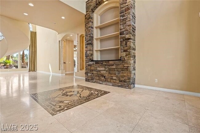 1008 Trophy Hills Dr