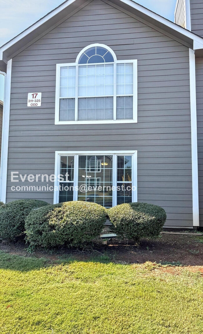 319 Waters Edge Ln in Madison, AL - Foto de edificio - Building Photo