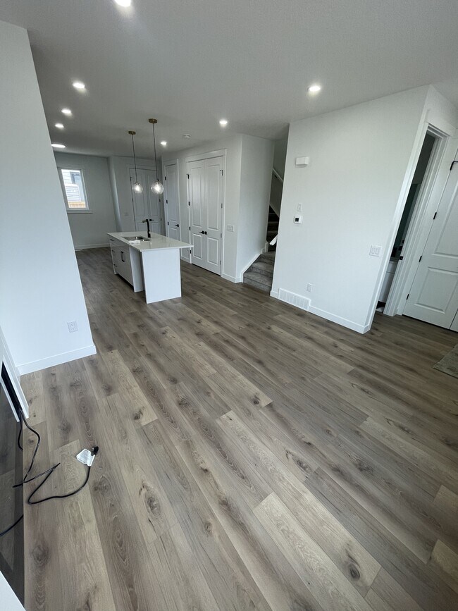 4754-4783 83 St NW in Calgary, AB - Building Photo - Building Photo