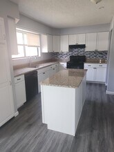 822 Ronson Ave in Columbus, OH - Building Photo - Building Photo