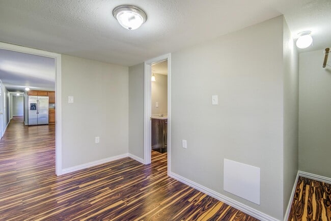 property at 1809 W Sidnor St