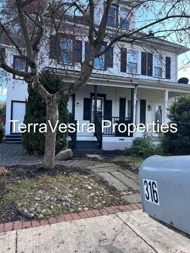 property at 316 Broad St