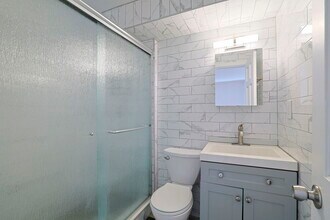 296 Mill St in Poughkeepsie, NY - Building Photo - Building Photo