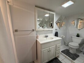 223 Hurley St, Unit B in Cambridge, MA - Building Photo