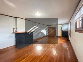 2411 N Main St in Dayton, OH - Building Photo - Building Photo