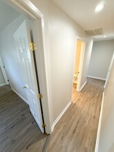 4781 Glenwood Dr in Klamath Falls, OR - Foto de edificio - Building Photo