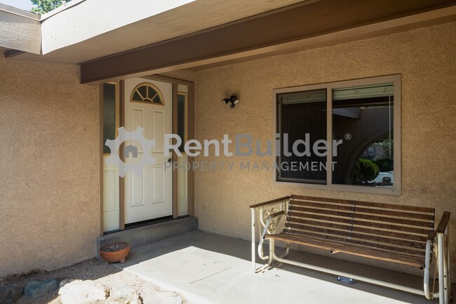 12009 Prospect Ave NE in Albuquerque, NM - Foto de edificio - Building Photo