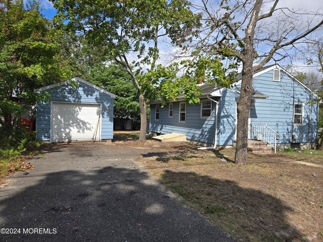 property at 51 Locker St