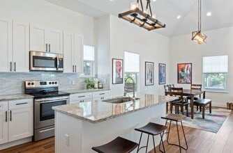 2330 W St Louis St in Tampa, FL - Building Photo - Building Photo