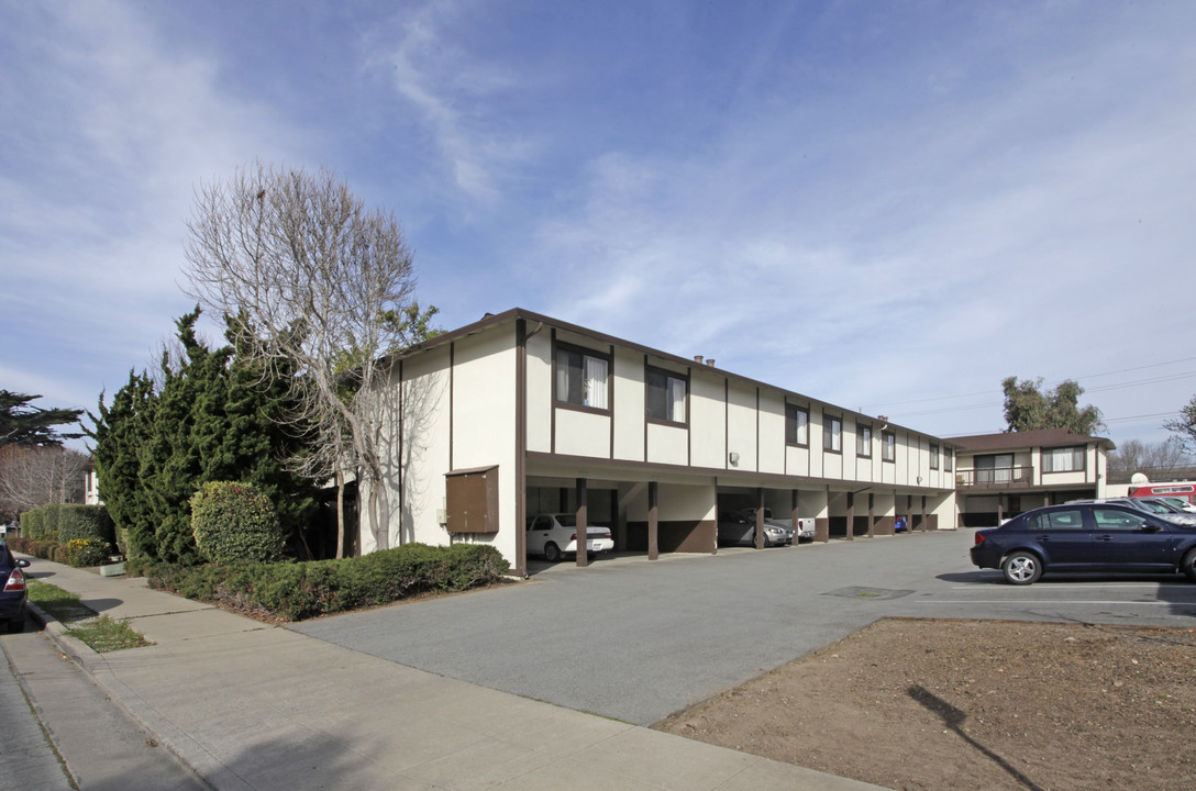 Park Plaza Apartments in Monterey, CA - Foto de edificio