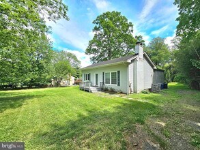317 Adahi Rd SE in Vienna, VA - Building Photo - Building Photo