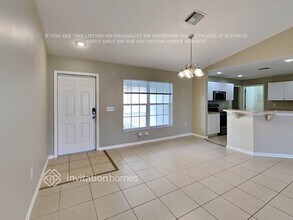 2217 NE 8th Pl in Cape Coral, FL - Foto de edificio - Building Photo