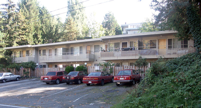 Ravenna Apartments in Seattle, WA - Building Photo - Building Photo